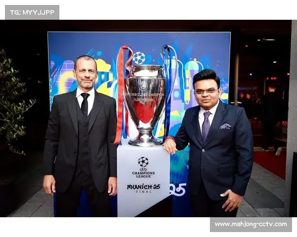 欧冠赛事中的国家荣誉象征与民族自豪感的体现途径分析